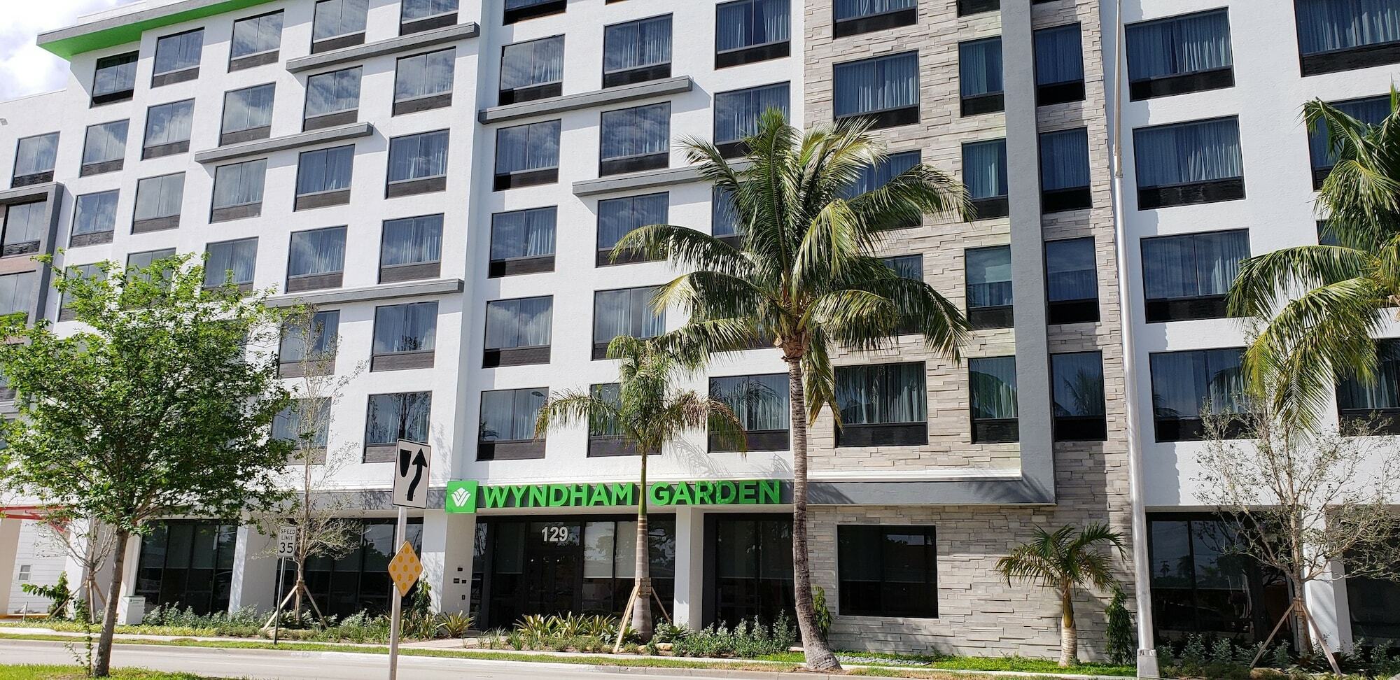 Wyndham Garden Ft Lauderdale Airport & Cruise Port Otel Dania Beach Dış mekan fotoğraf