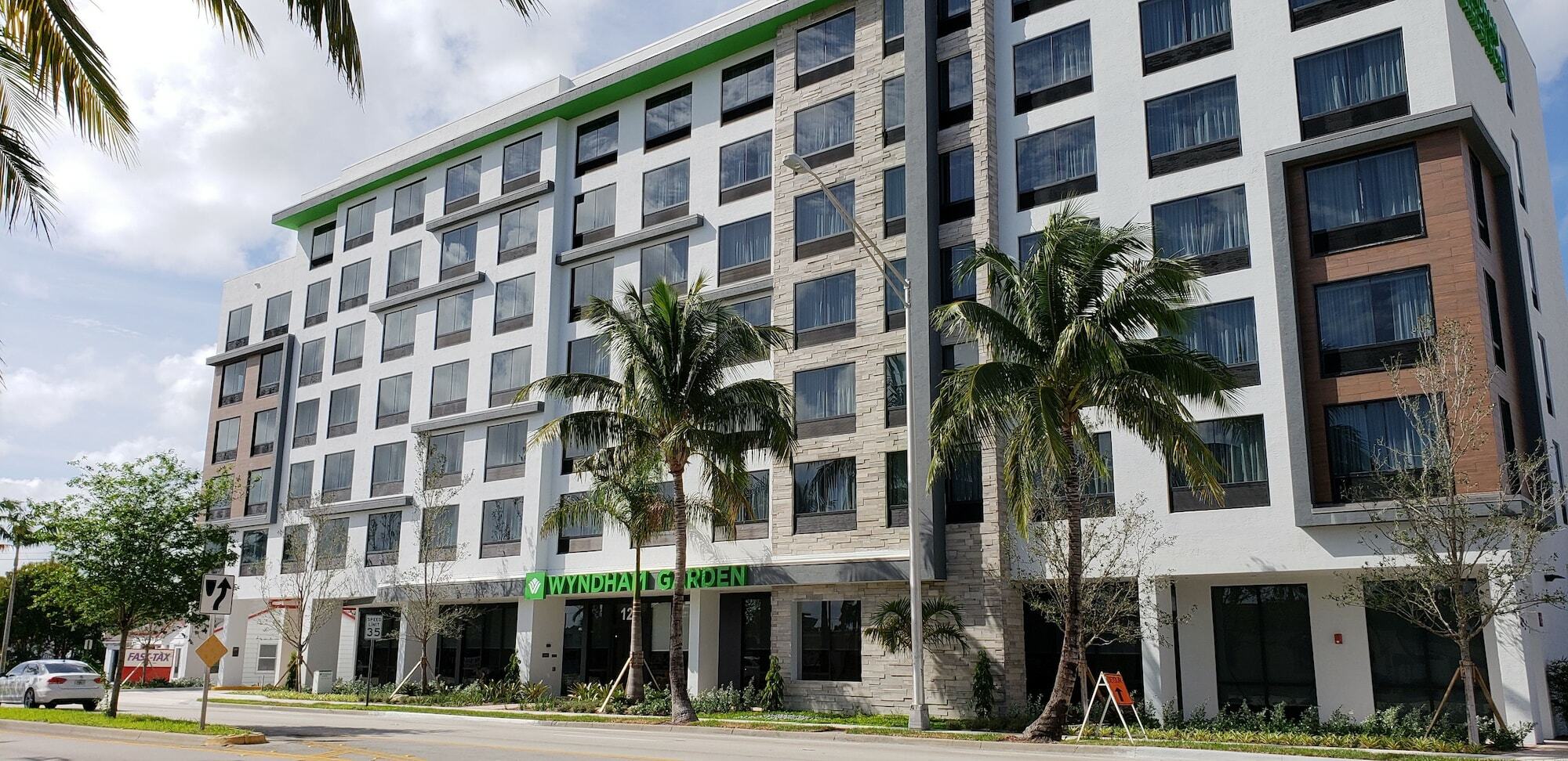 Wyndham Garden Ft Lauderdale Airport & Cruise Port Otel Dania Beach Dış mekan fotoğraf